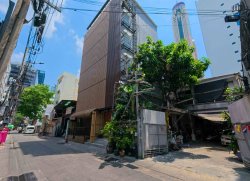 Hyper Rare! ติดตลาดประตูน้ำ อินทราแสควร์ คึกคักตลอดปี!! ขายที่ดิน 147.9 ตร.วา เพชรบุรี 15 แปลงใหญ่สุดท้ายในซอย!! โรงแรมทำเลนี้ขึ้นเท่าไหร่ ห้องพักไม่เคยพอ!! MRT สายสีส้มเพียง 400 เมตร!!