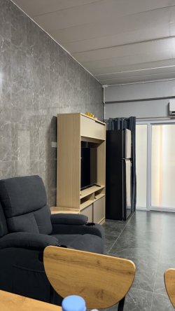 ห้องชุดขนาดใหญ่ เพิ่งรีโนเวท ติดตั้งแผงพลังงานแสงอาทิตย์ เปิดแอร์ทั้งวันค่าไฟหลักร้อย !!!ขายคอนโดโครงการ ธำรงค์เพลส ตึก B ถ. ศุขประยูร ดอนหังฬ่อ เมืองชลบุรี ชลบุรี (Thomrong Place  Sukprayoon Road, Don Hua Lo, Mueang Chonburi District, Chonburi Province )