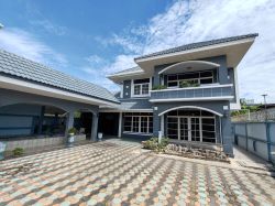 Rare Item ของจริงในปากเกร็ด ขายบ้านเดี่ยวหลังใหญ่ 2 ชั้น 129 ตร.ว. หมู่บ้านเกื้อกูลนิเวศน์ บ้านซีคอน โครงสร้างแข็งแรง เดินถึงรถไฟฟ้าสายสีชมพู 550 เมตร