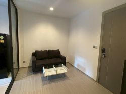 ขายด่วน !! คอนโดไลฟ์ อโศก พระราม 9 (Life Asoke Rama 9) ขนาด 32.47 ตร.ม. ชั้น 9 แต่งสวย Built In ครบพร้อมอยู่ ใกล้ MRT พระราม 9 เชื่อมต่อ รัชดา ห้วยขวาง สุขุมวิท สะดวก