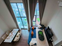 วิวสวน+เมือง Exclusive ห้องเดียวในโครงการ!! ขายคอนโด ซี เอกมัย (C Ekkamai) Loft Studio ห้องมุม เพดานสูง 4.5 เมตร 2 ห้องนอน 68 ตร.ม. ตกแต่งครบ ปล่อยเช่าได้ตลอด!!
