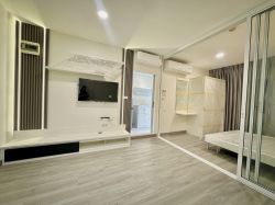 รีโนเวทพร้อมเฟอร์ใหม่ทั้งห้อง!! ขายโครงการดีคอนโดจรัญ-บางขุนนนท์ ห้องสวยพร้อมเข้าอยู่