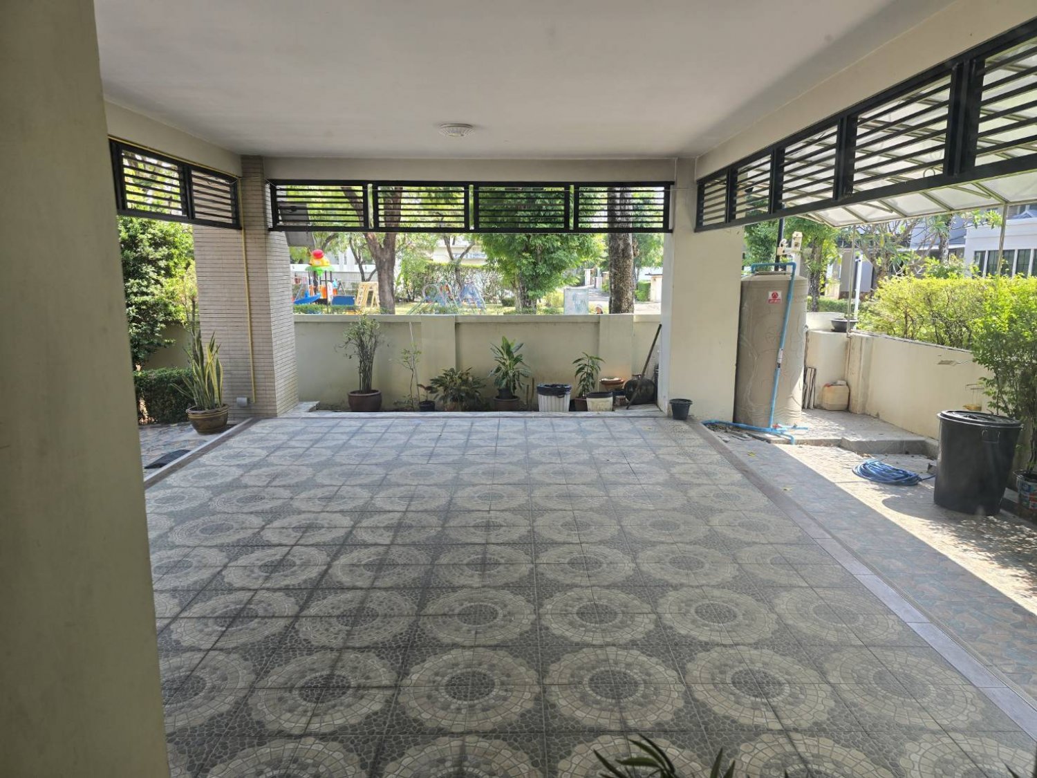 หลังใหญ่สุดในโครงการ! วิวสวนส่วนตัว ไม่มีบ้านตรงข้าม!! ขายบ้านเดี่ยว 5 ห้องนอน 6 ห้องน้ำ 235.7 ตร.วา ณุศาศิริ สาทร-วงแหวน (Nusasiri Sathorn-Wongwaen) ตรงข้าม British Columbia International School ภาพประกอบที่ 9