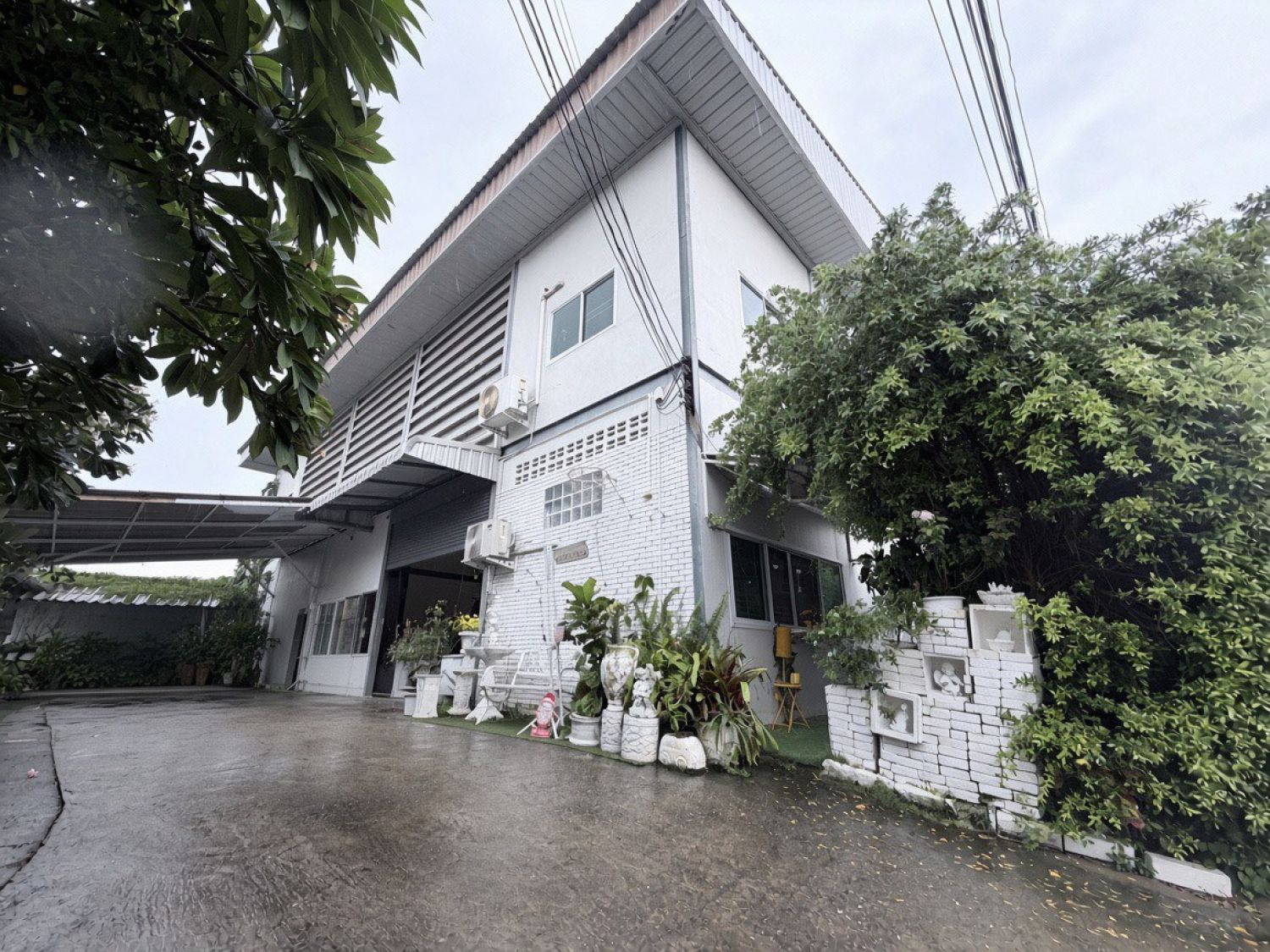 ขายโรงงานสูง 3 ชั้น 213 ตร.ว. พร้อมโกดังและที่อยู่อาศัย ภาพประกอบที่ 1