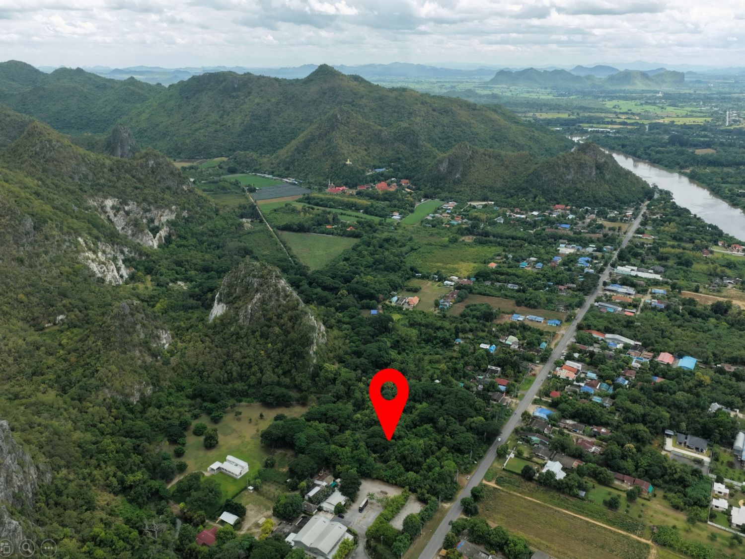 ขายที่ดินถมแล้วเสมอถนน 9 ไร่ติดภูเขา ใกล้แม่น้ำ ภาพประกอบที่ 8