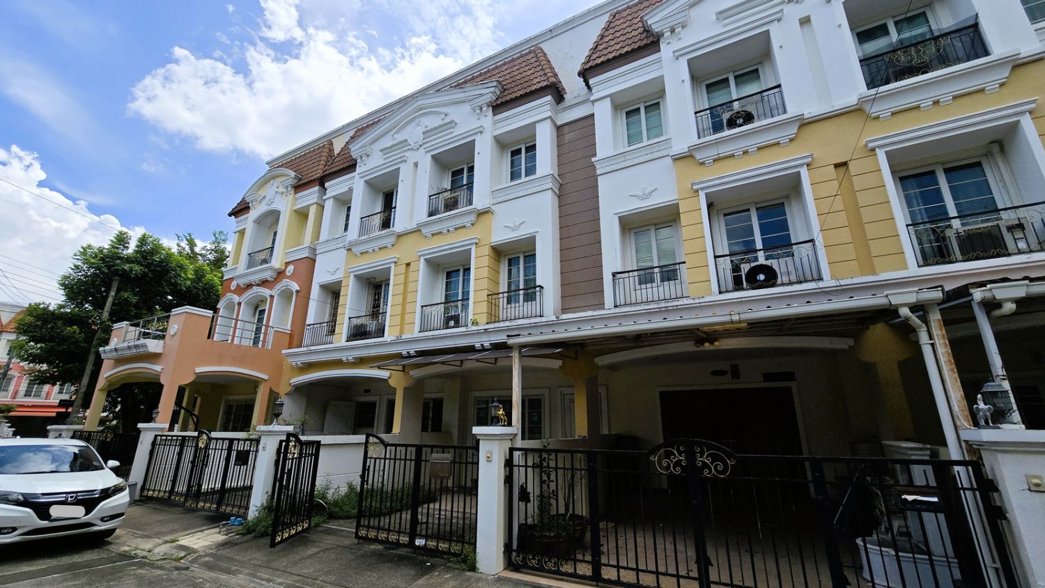 ขาย ทาวน์โฮม 3 ชั้น หมู่บ้าน urban sathorn ราชพฤกษ์ ภาพประกอบที่ 3