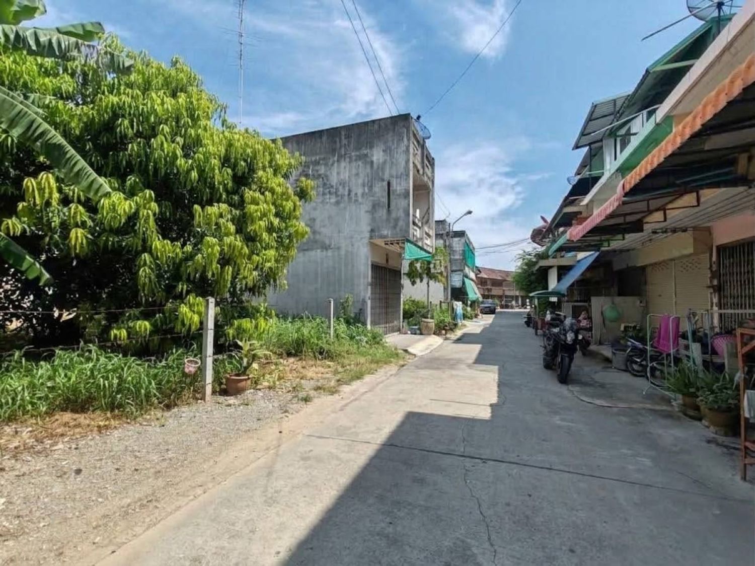 ขายที่ดินเปล่าใจกลางอู่ทอง สุพรรณบุรี 40 ตร.ว. ผังเมืองสีเหลือง ภาพประกอบที่ 4